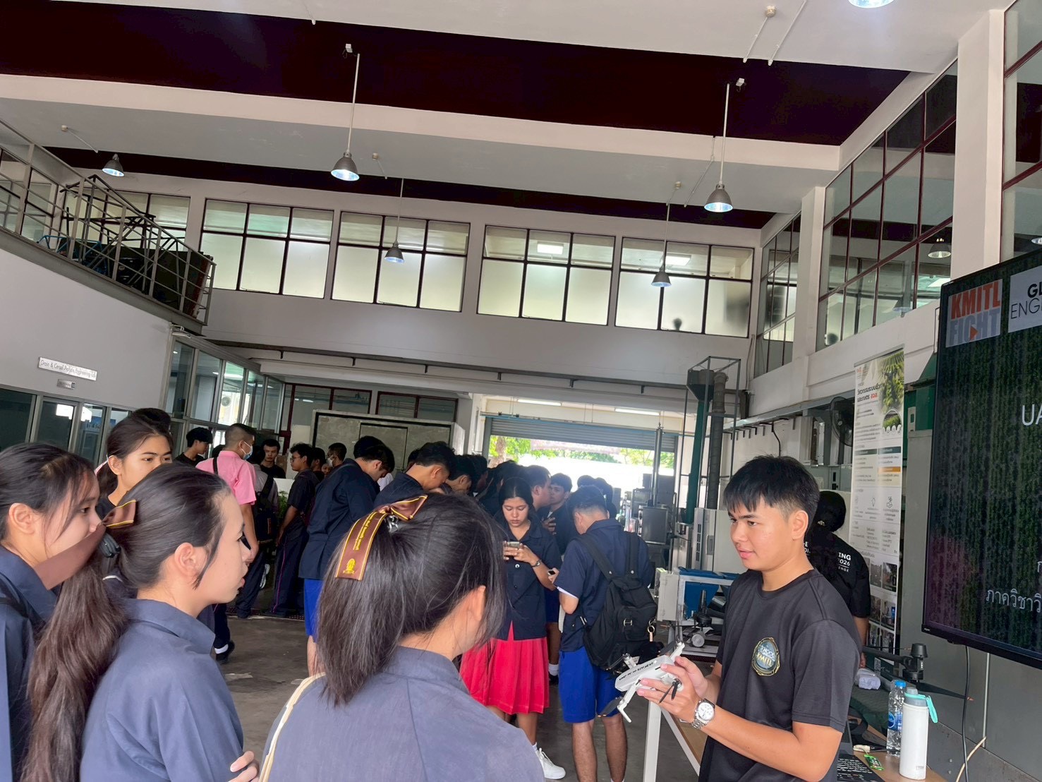 image19